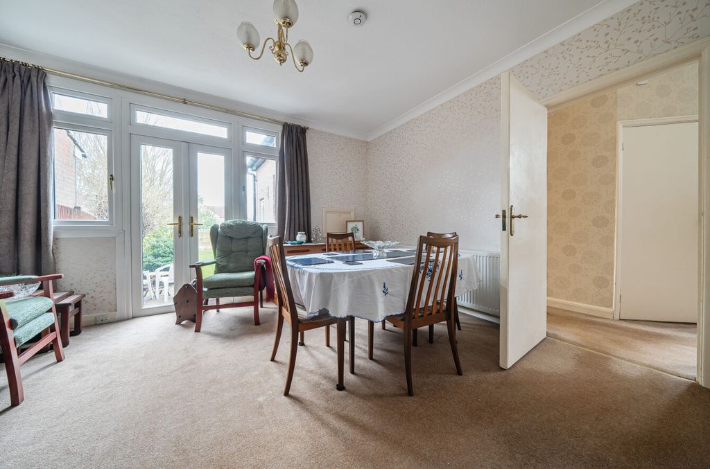 Property photo 3 of 15 Dining Room2