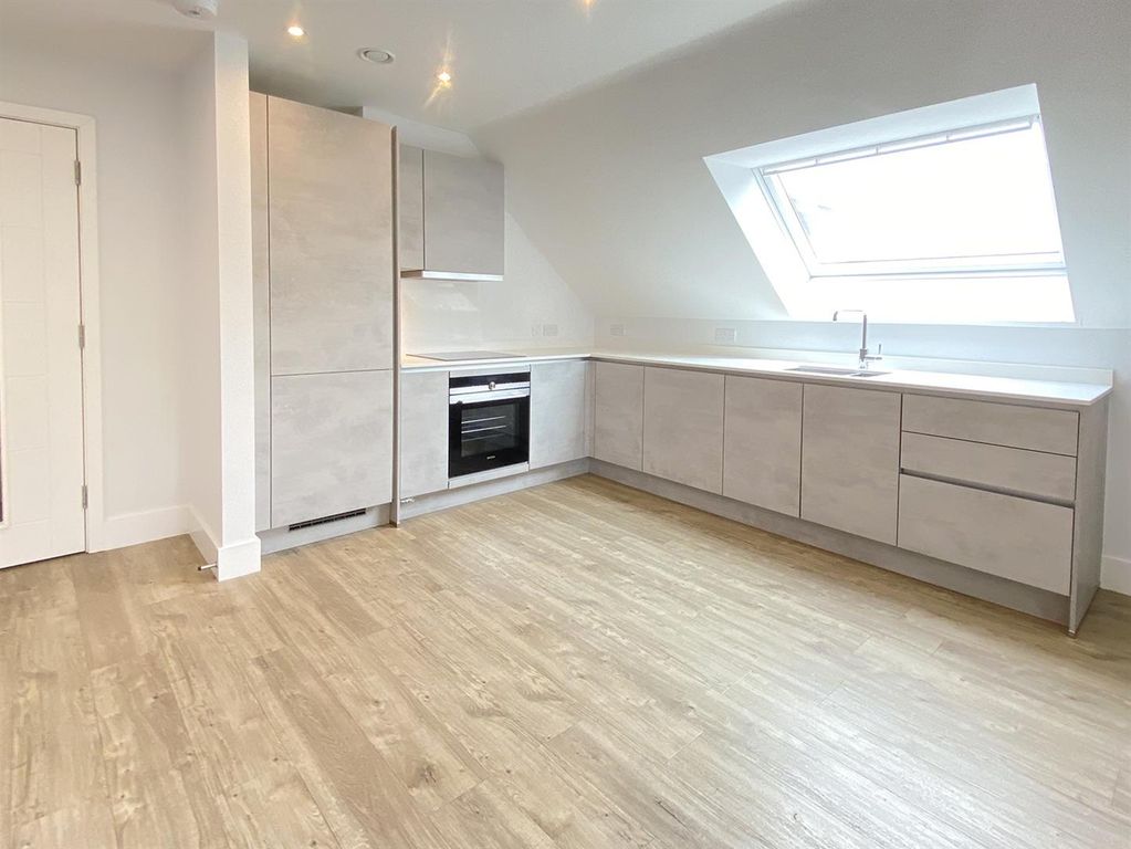 Property photo 2 of 6 Kitchen.Jpg