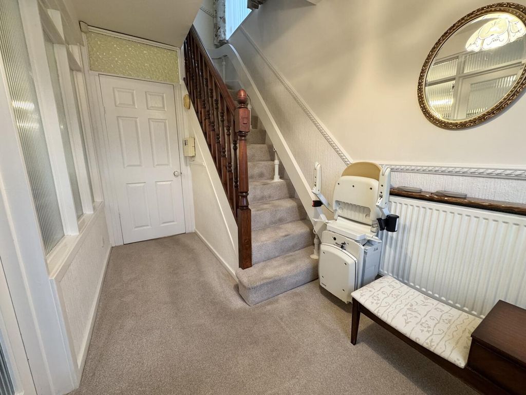 Property photo 3 of 22 Hallway