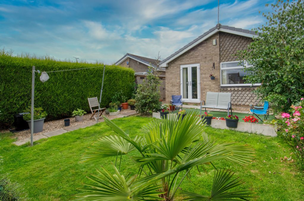 Property photo 1 of 15 Advert-40