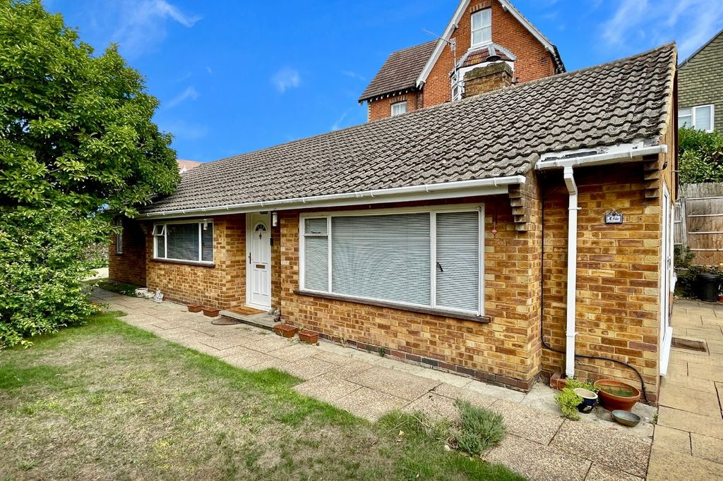 Property photo 2 of 14
