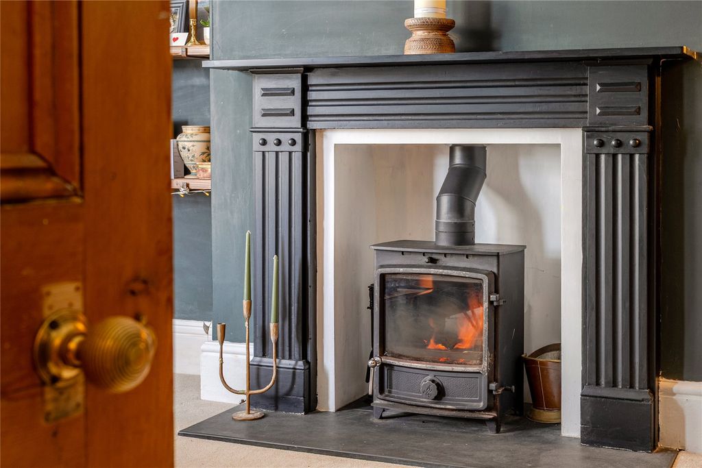 Property photo 3 of 19 Log Burner
