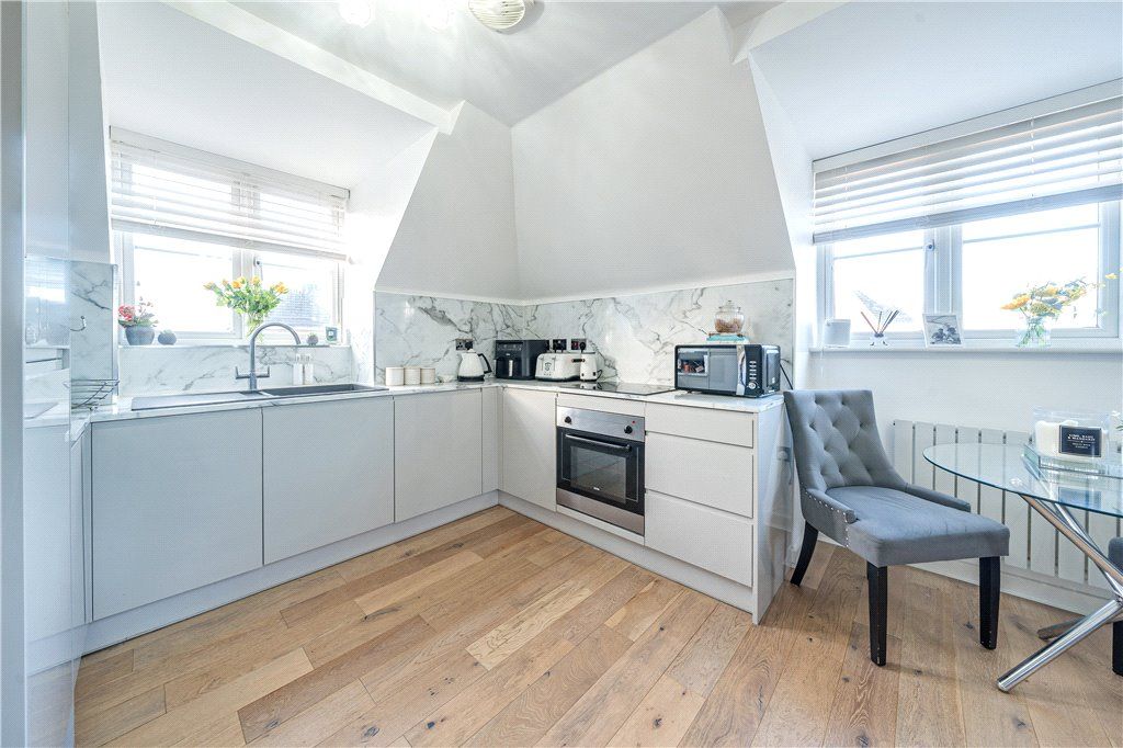 Property photo 1 of 19 Picture No. 05