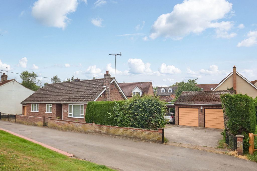 Property photo 1 of 31