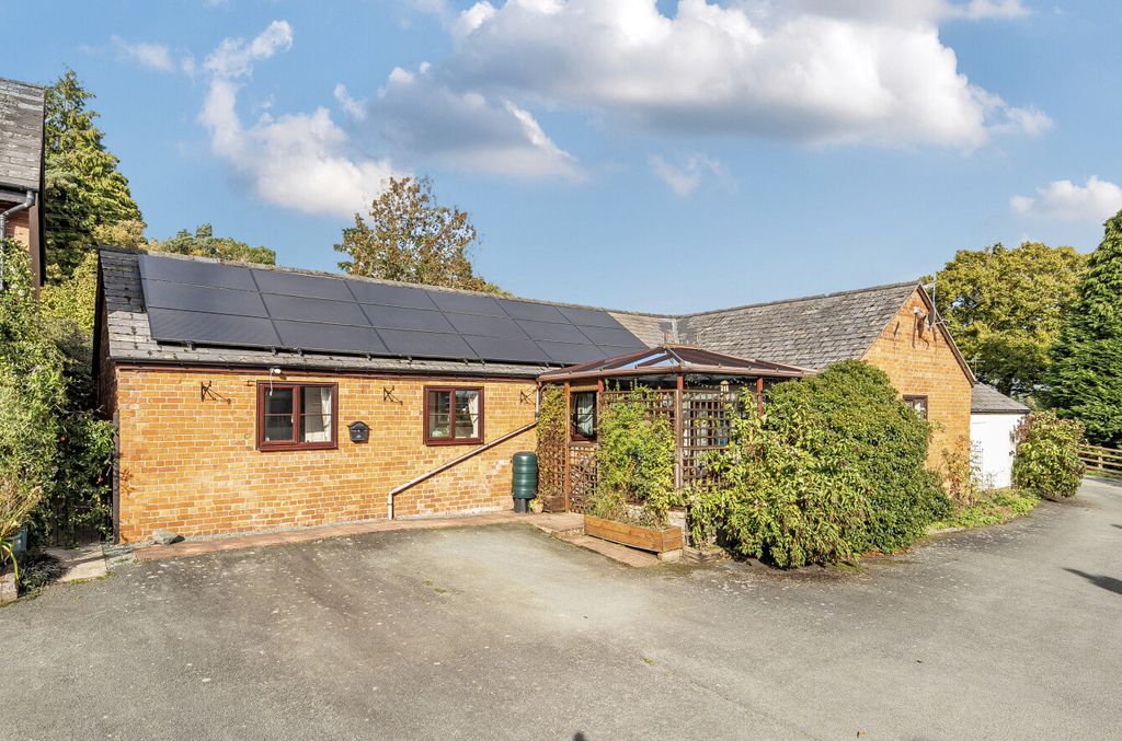 Property photo 1 of 30 1362612-9-68E67E5...