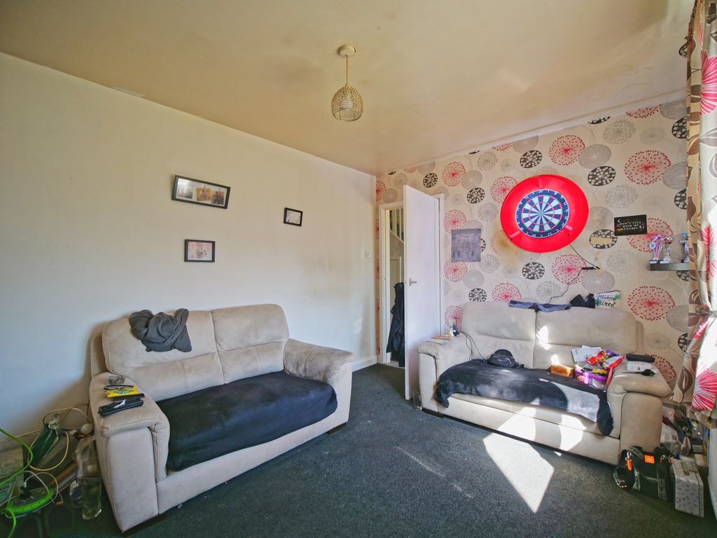 Property photo 3 of 31