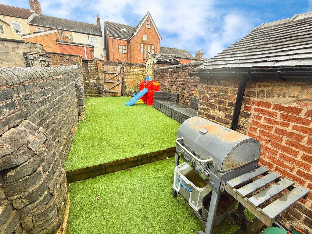 Property photo 2 of 14