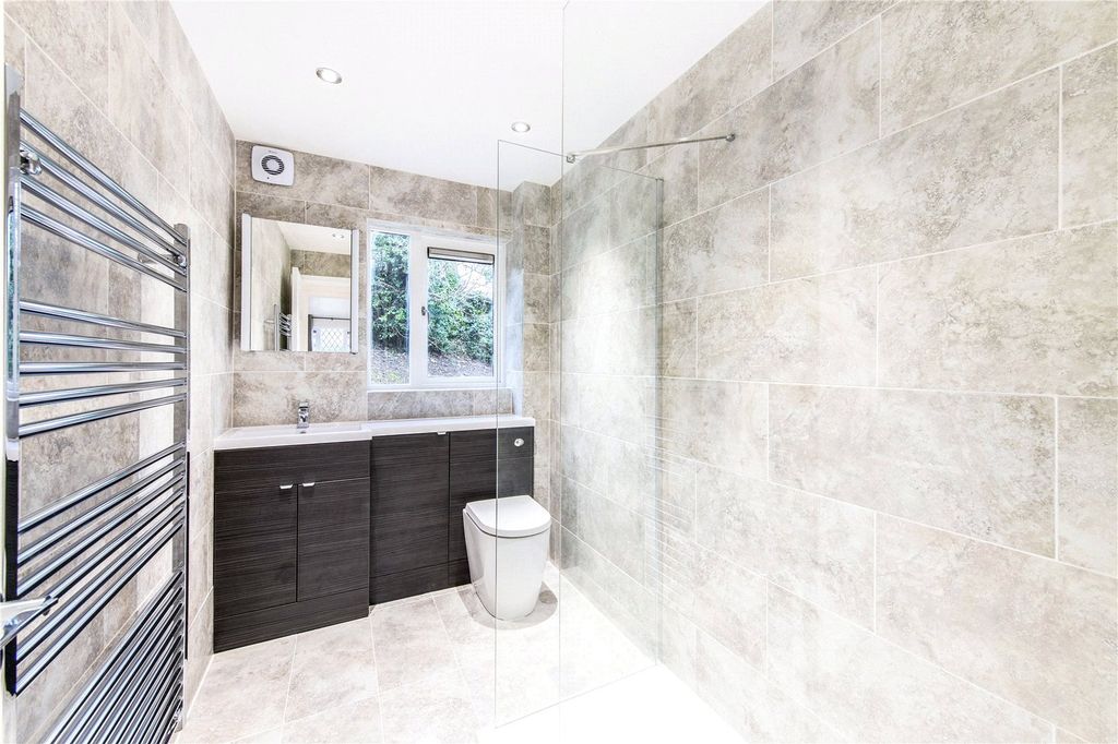 Property photo 3 of 4 Shower Room