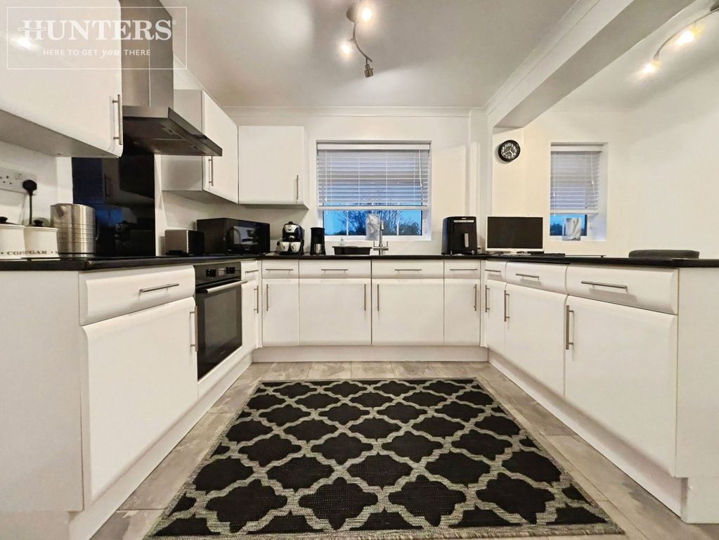 Property photo 3 of 19 Pbox-Img.Jpg