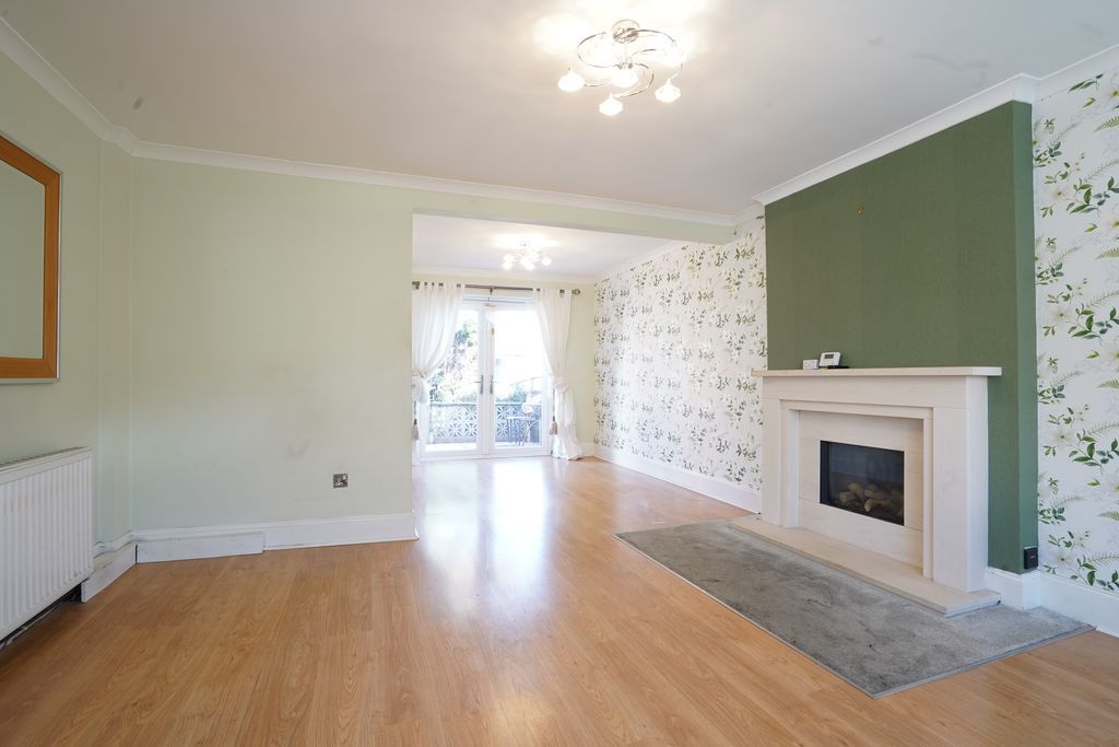 Property photo 2 of 15 Photo 10