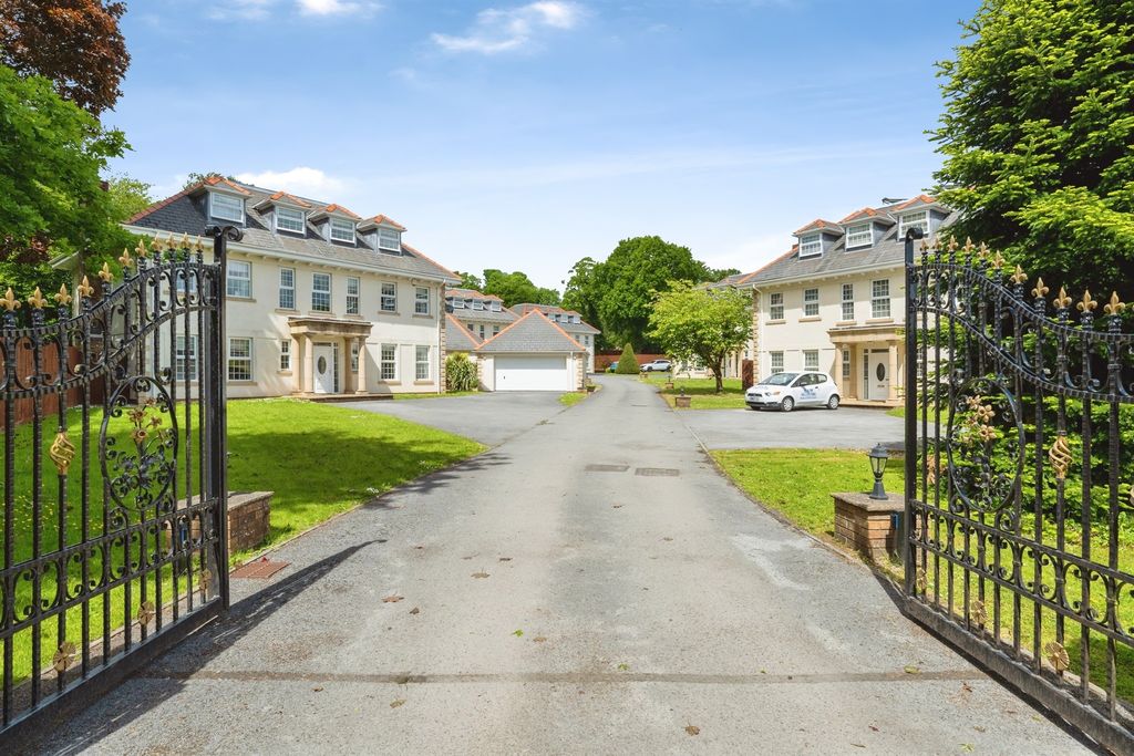 Additional image 7 of 5 bed detached house for saleCwrt Ty Gwyn, Llangennech, Llanelli SA14