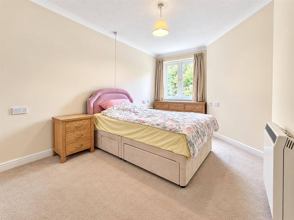 Property photo 3 of 12 17626B40-8219-41B0-B72B-8ee9Dedf7414.Png