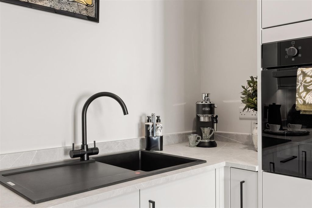 Property photo 2 of 9 0T4A0177.Jpg