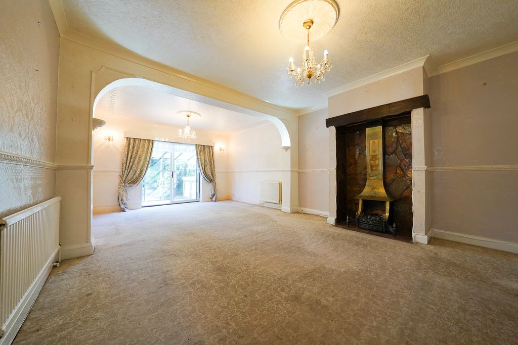 Property photo 2 of 32 Dsc04203