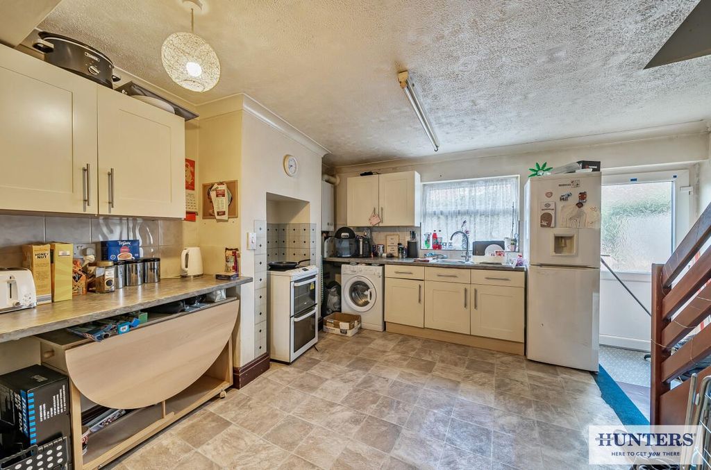 Property photo 2 of 15 9Fe7d6c8-971E-4c10-A116-29d86654145A.Jpg