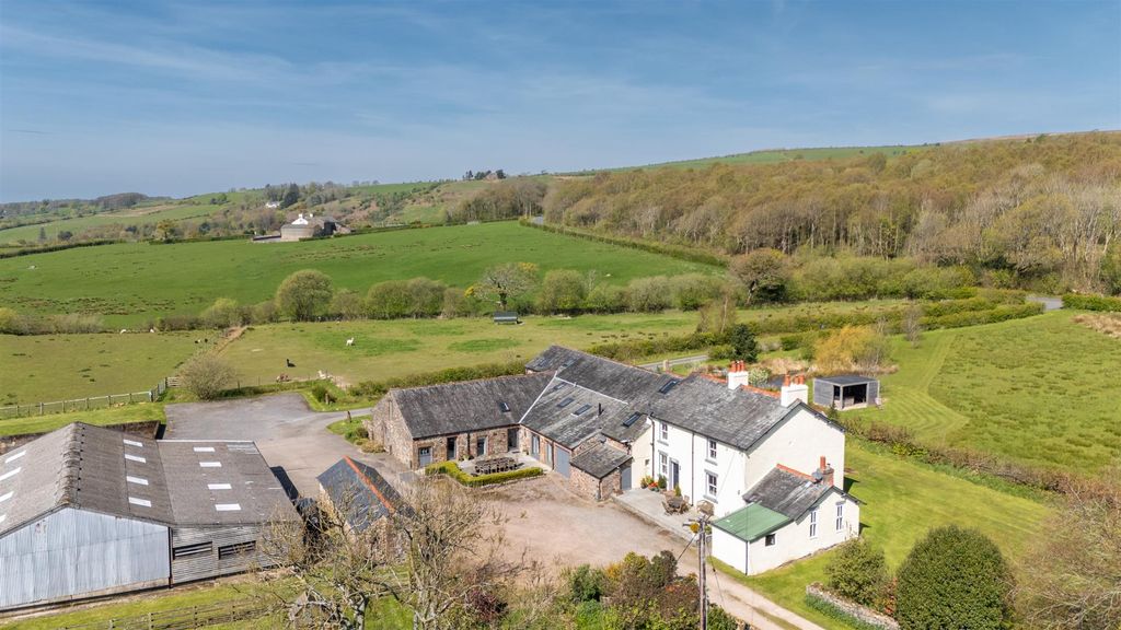Property photo 1 of 42 Dji_20260423114431_0109_D.Jpg