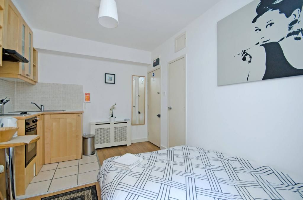 Property photo 3 of 6 Gallery