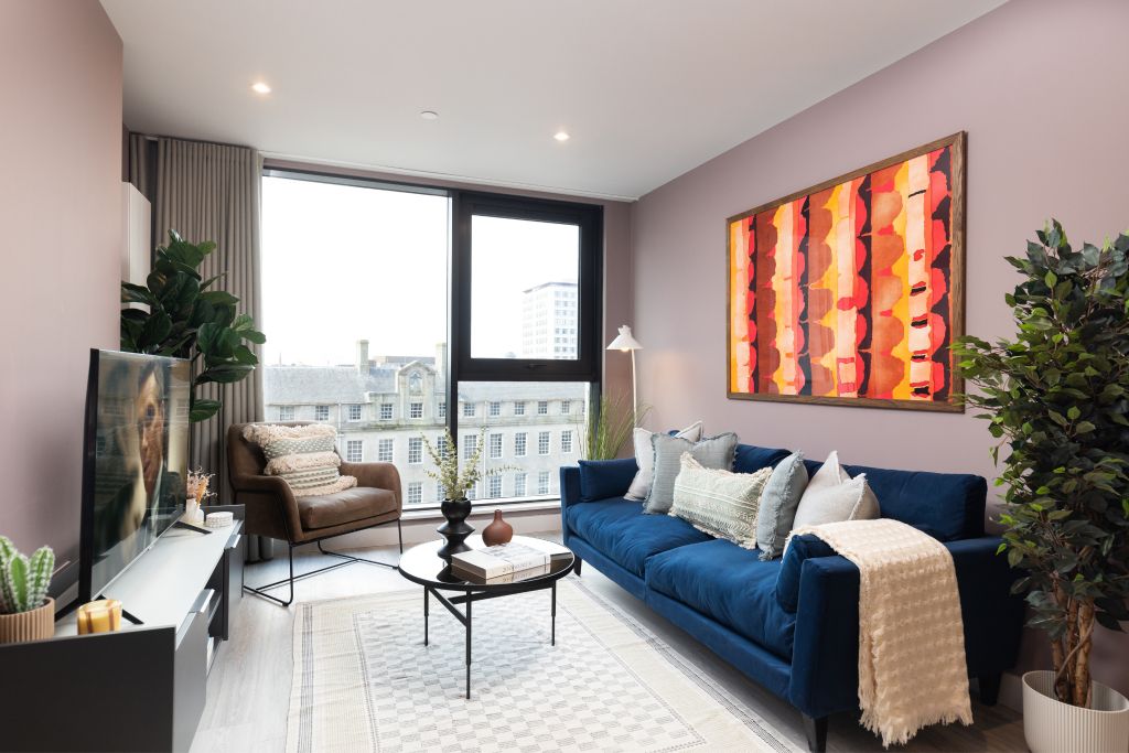 Property photo 2 of 11