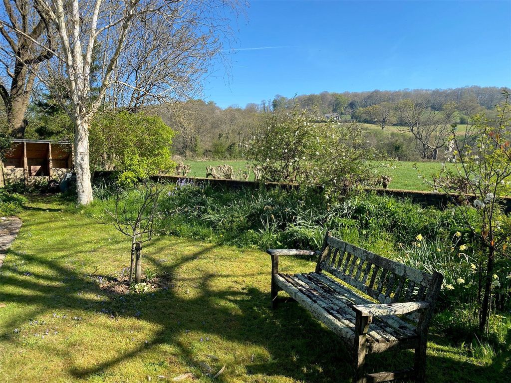 Property photo 2 of 14 Garden