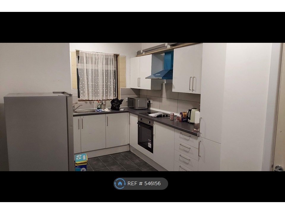 Property photo 3 of 4