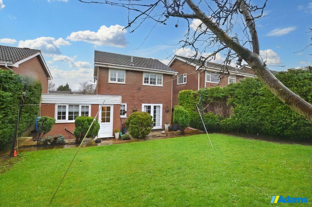 Property photo 2 of 22