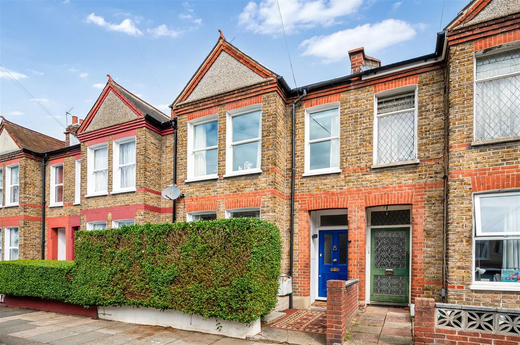 Property photo 1 of 12