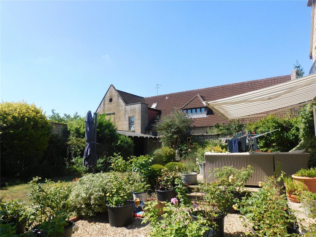 Property photo 2 of 4 Picture No. 04