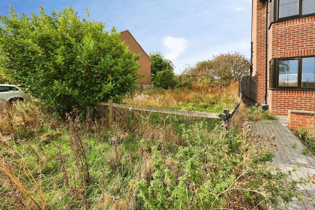 Property photo 1 of 4 Pbox-Img.Jpg