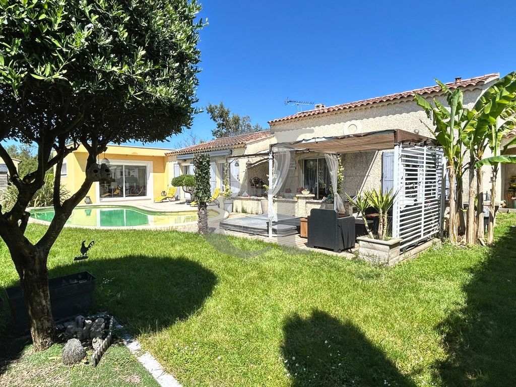 Property photo 2 of 23