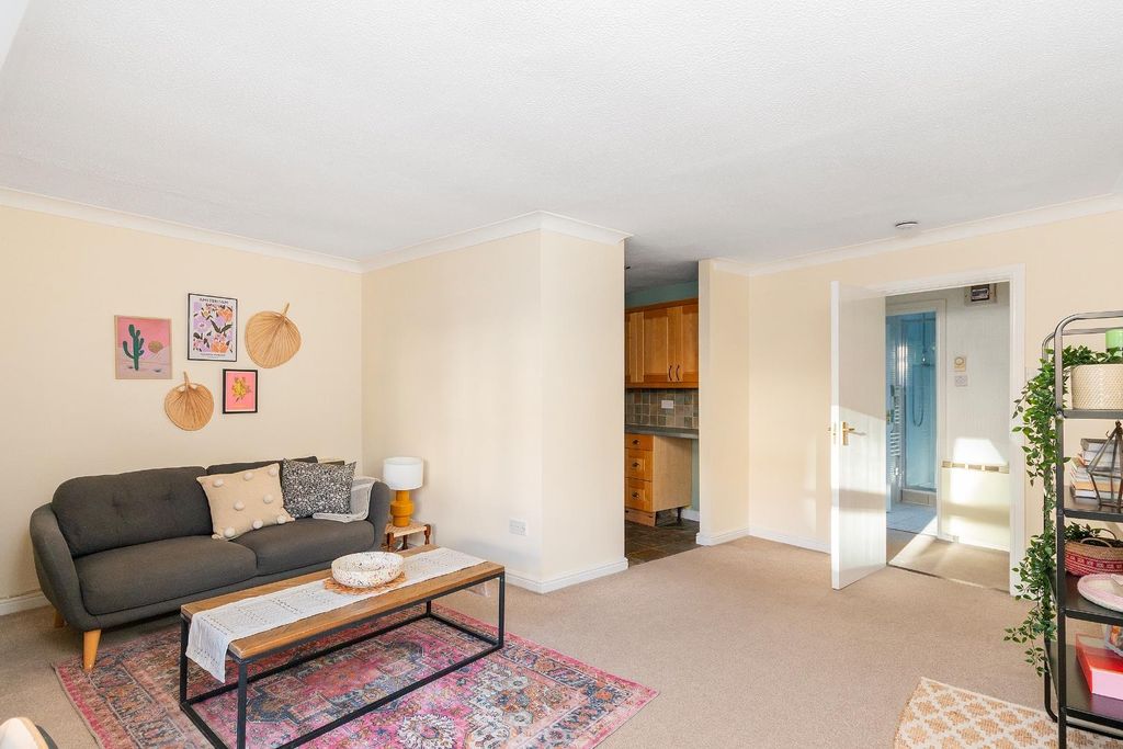 Property photo 3 of 23 0F3Csp - Lounge Diner C.Jpg