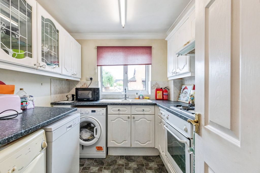 Property photo 1 of 20