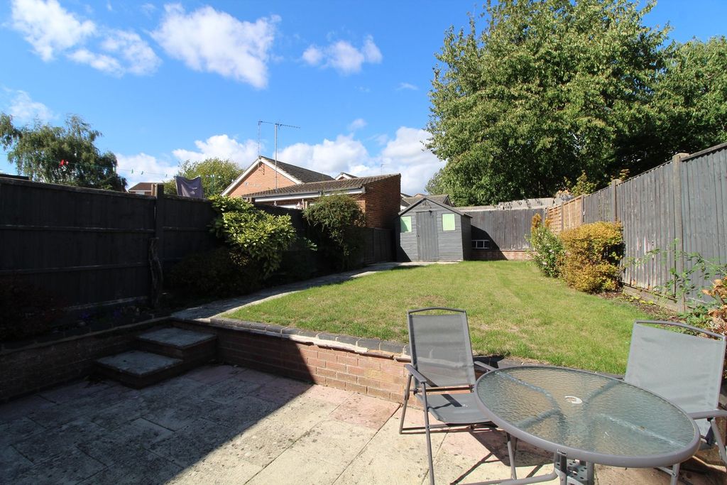 Property photo 2 of 11