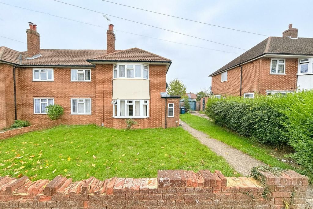 Property photo 1 of 8