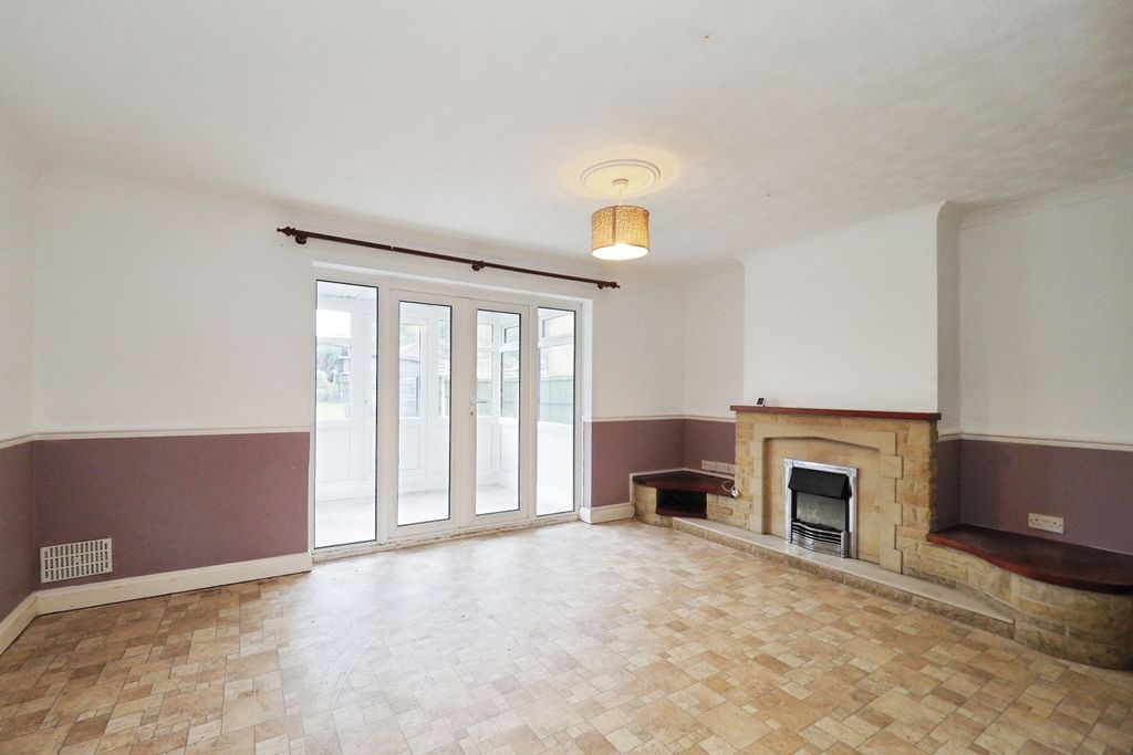 Property photo 3 of 20 Onp90162