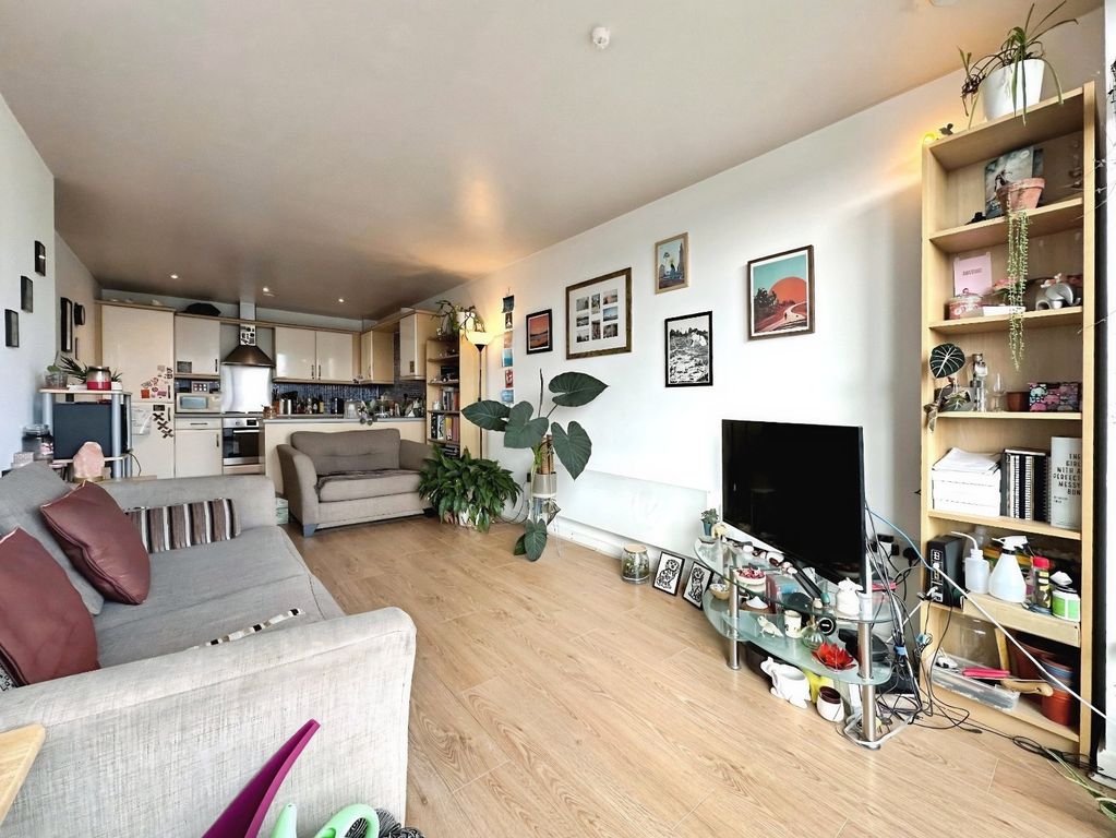 Property photo 1 of 8 Picture No. 20