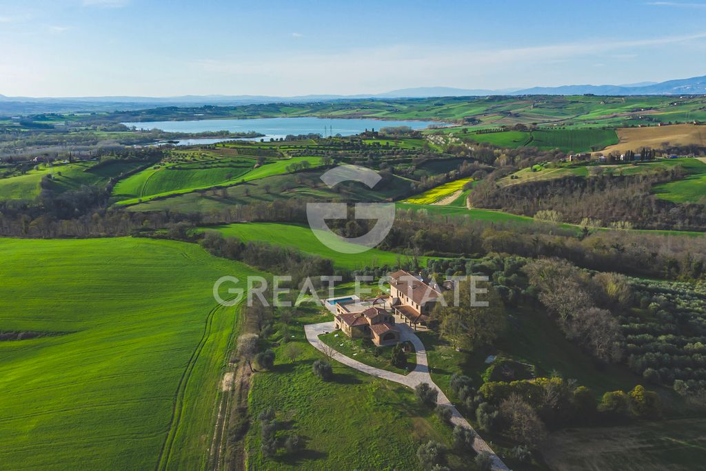 Property photo 1 of 66