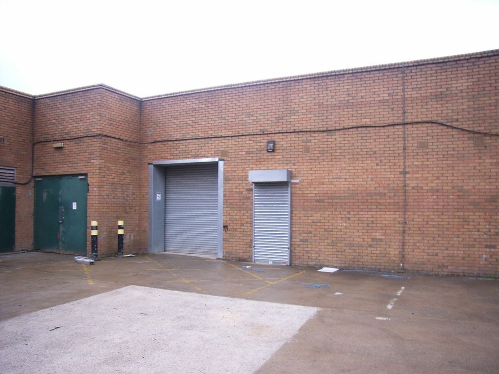 Property photo 1 of 2