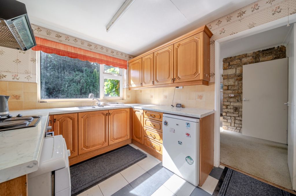 Property photo 3 of 26 37-6A75d9B81Dce2-1501811-19Fdb960c2c28-34-37