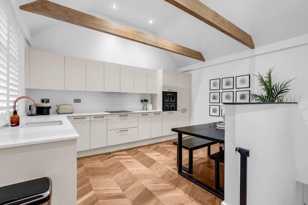 Property photo 1 of 32 Ah 81.Jpg