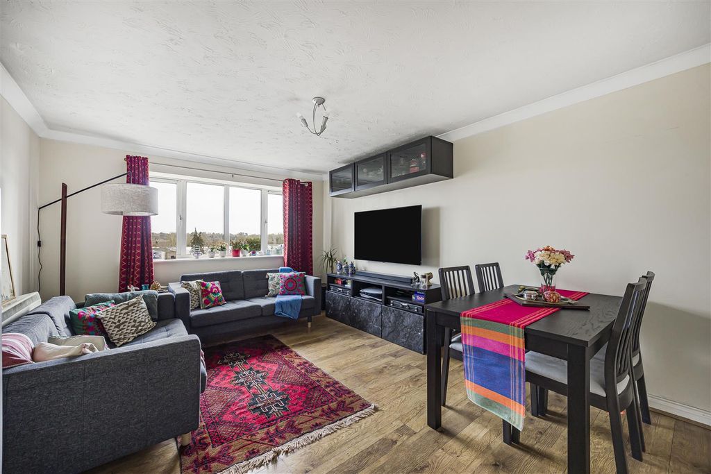 Property photo 1 of 16 10_74414.Jpg