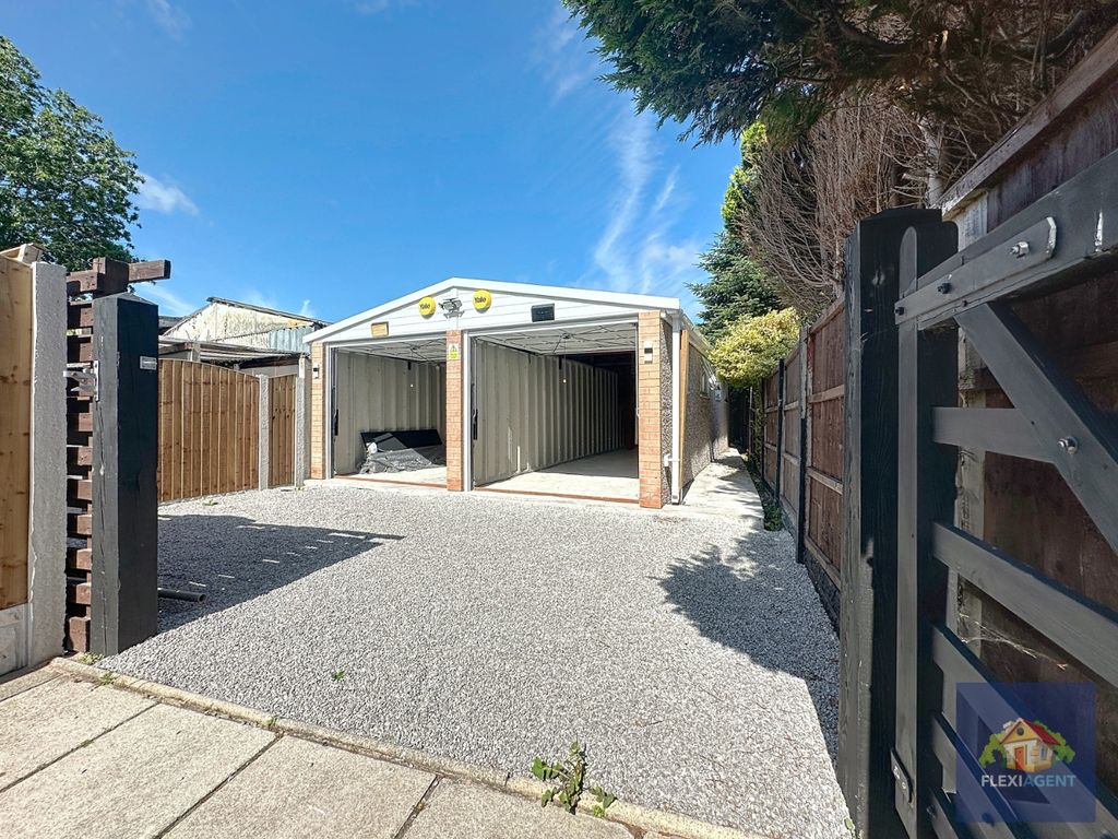 Property photo 1 of 11 4468620