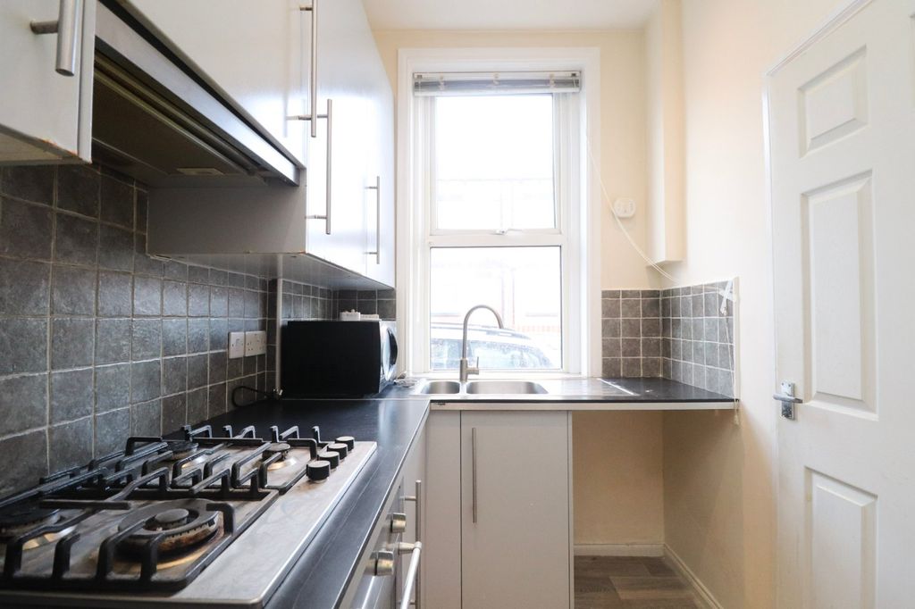 Property photo 3 of 8 Picture No. 07