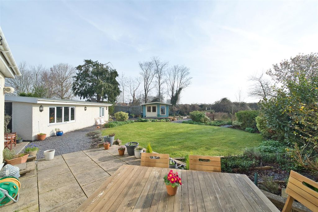 Property photo 2 of 25 Rear Garden