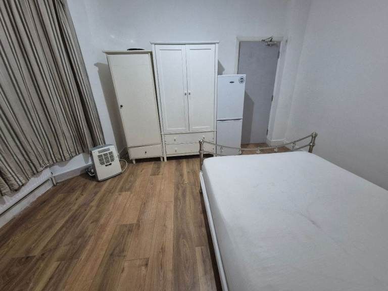 Property photo 3 of 3