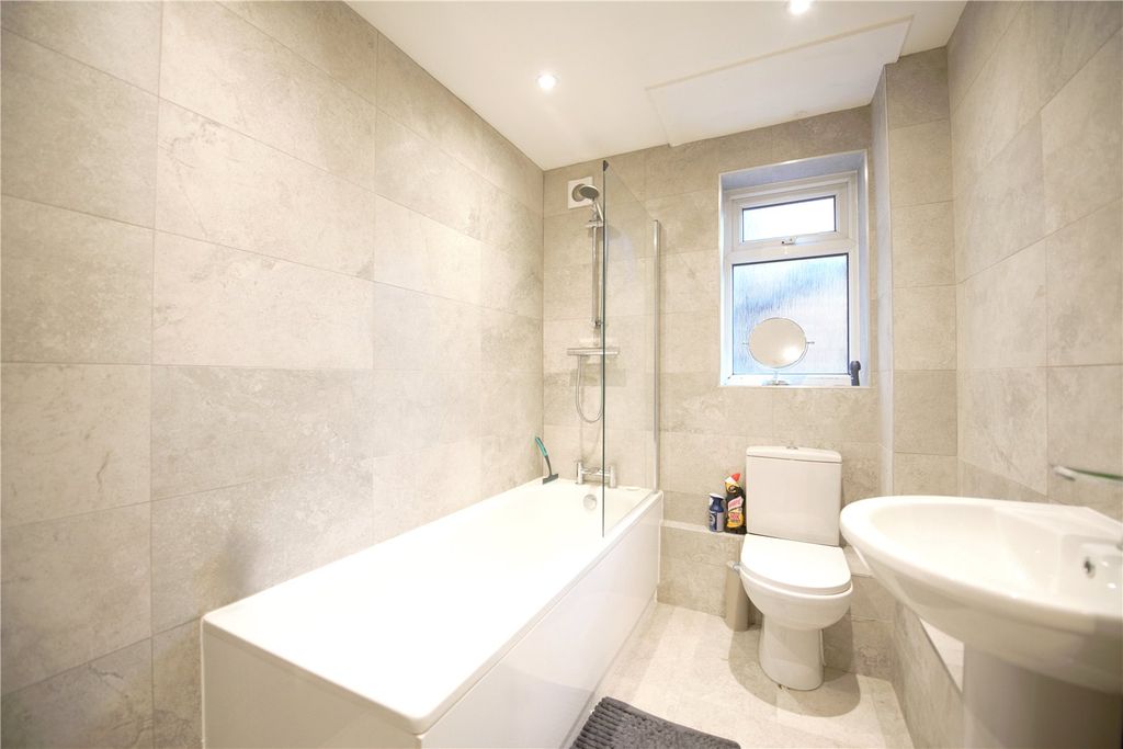 Property photo 3 of 8 Picture No. 22