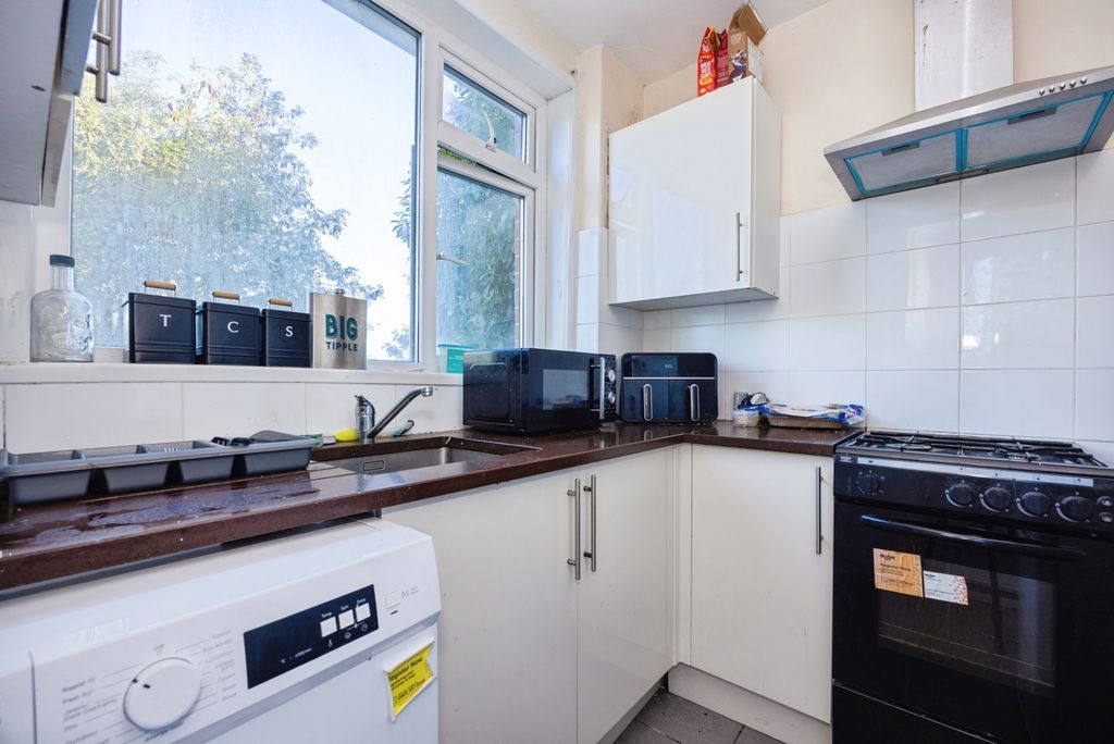 Property photo 3 of 29 Pbox-Img.Jpg