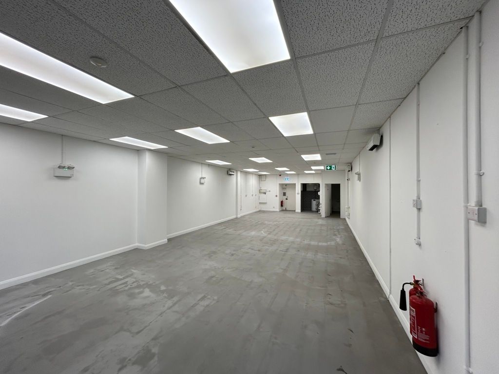 Property photo 3 of 6 Photo 7