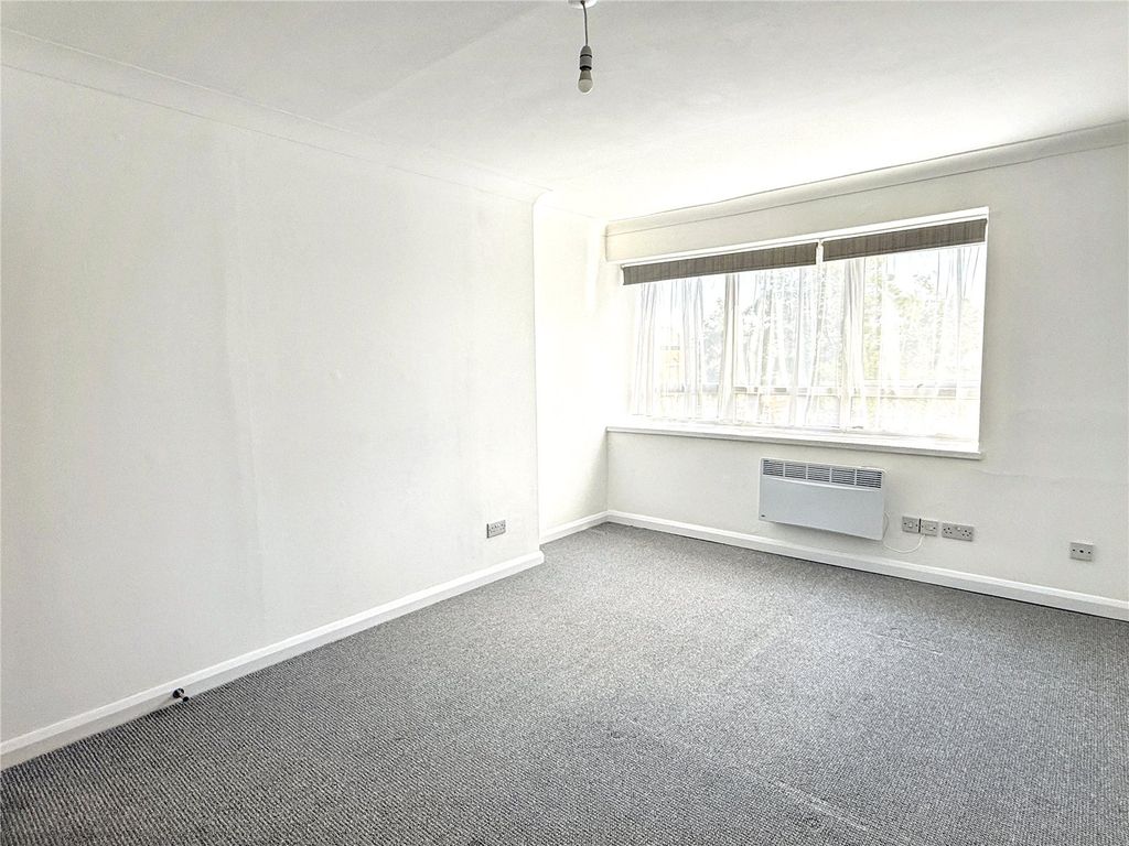 Property photo 2 of 13 Picture No. 04