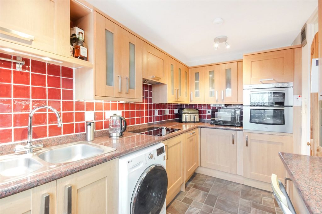 Property photo 3 of 19 Picture No. 07