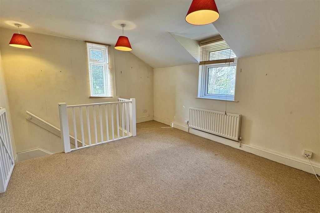 Property photo 3 of 17 Img_4068.Jpg